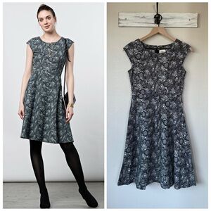 MATA TRADERS XS Marseille Embroidered Floral Fit & Flare Dress 0 2 Charcoal